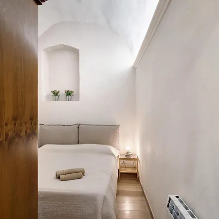 Casa Elena Daire *